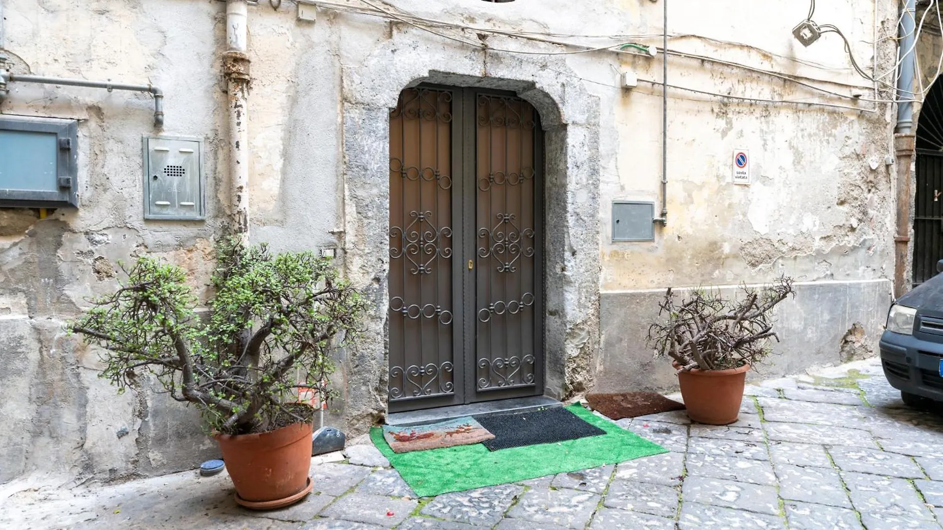 Dece3 Hotel Naples Italy